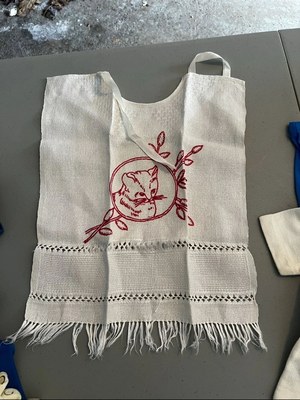 Embroidered vintage White Cotton Tote with Red Fox Motif
